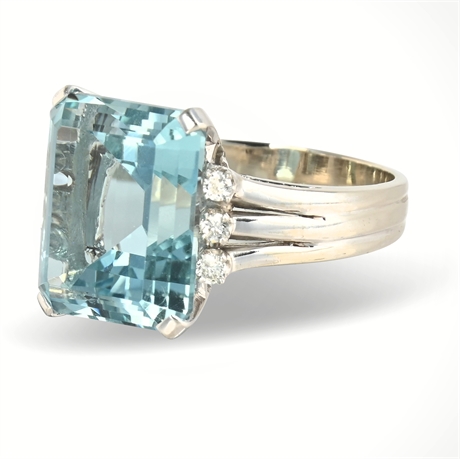 Vintage 14K White Gold Aquamarine & Diamond Ring, Size 9