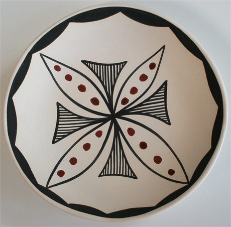 Albert Alvidrez Handcrafted Tigua Pottery