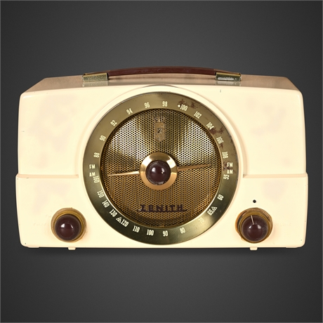 Zenith H724Z1 Tube AM/FM Radio, Chassis 8T01 — 1950s Cream Bakelite