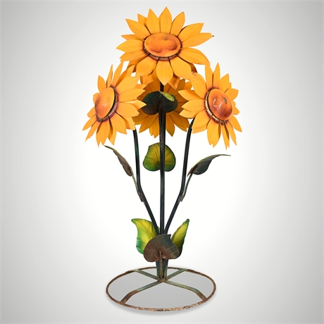 Handcrafted Iron Sunflower Garden Sculpture — Winter Cheer in Bold Bloom