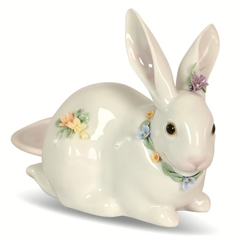 Lladró 'Attentive Bunny with Flowers'