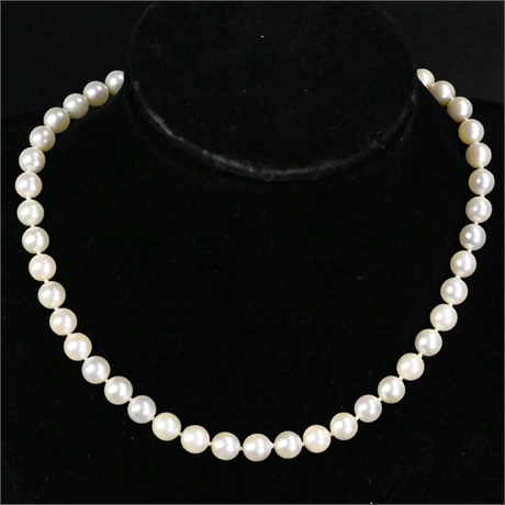 Freshwater Pearl Necklace with 18K Clasp