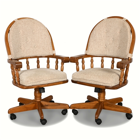 Classic Oak Tilt/Swivel Chair w/ Castors in Chestnut