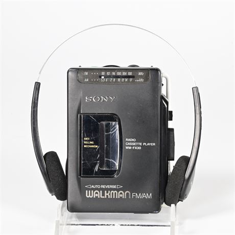 Vintage Sony Walkman-Radio Cassette Player