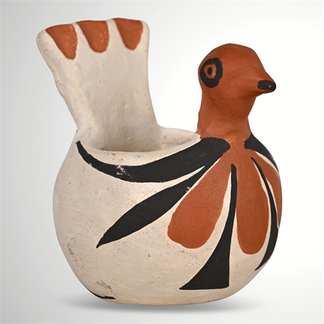 Acoma Pueblo Bird Effigy Miniature Pottery – Signed F.P., Hand Painted