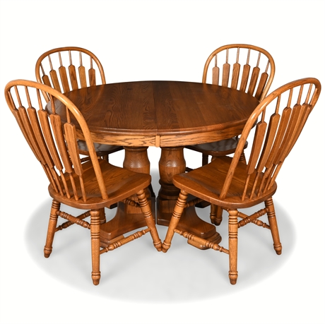 Richardson Brothers Solid Oak Dining Set with 4 Leaf Extensions and Table Pads