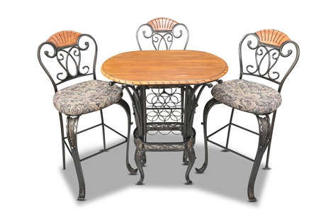 Laurety Pub Table with 4 Bar Stools
