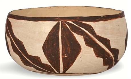 Angie Cheama Early Zuni Pottery Bowl