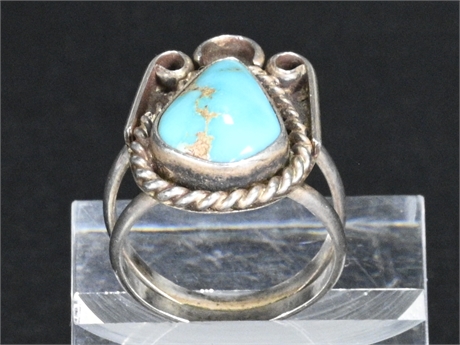 Vintage Sterling & Turquoise Ring