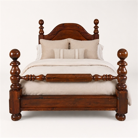 Cannonball Ranch-Style Queen Bed, Turned Ball Posts & Arched Headboard