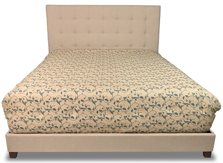 Dolante King Size Tufted Bed