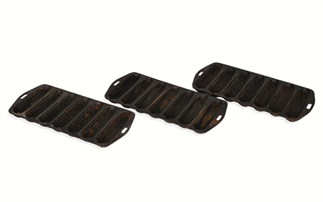 Set of 3 Vintage Lodge Cast Iron Cornbread Pans – Corn Cob Molds