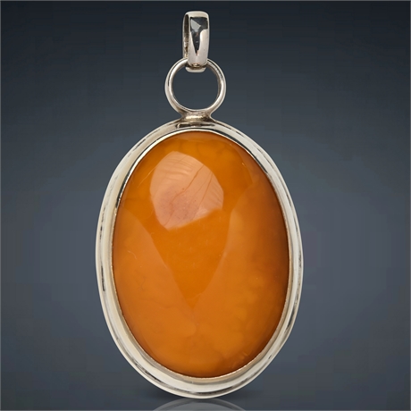 Vintage Baltic Amber Reversible Pendant