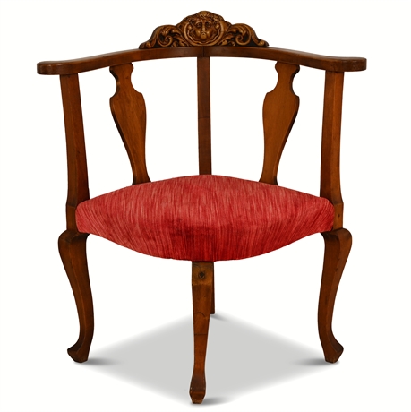 Queen Anne Style Cherub Corner Chair