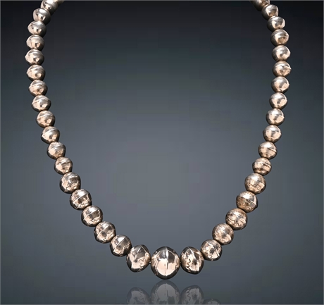 Vintage Sterling Silver Navajo Graduated Pearl Necklace
