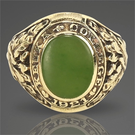 1921 Tiffany & Co. 14K Yellow Gold Class Ring with Jade – Keuka College