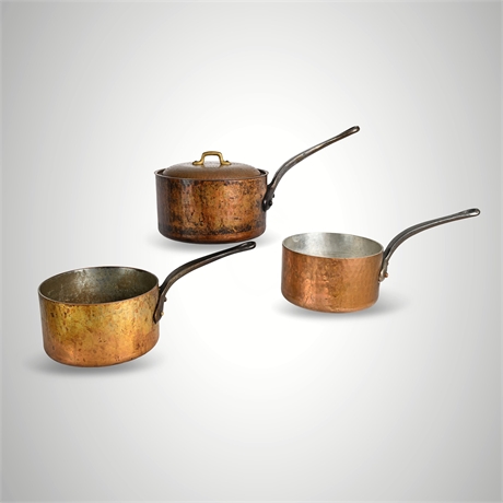 French Made-in-France Hammered Copper Saucepans, Set of 3 with Iron Handles