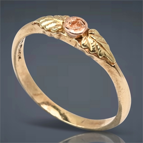 Dainty 10K Black Hills Gold Ring, Size 3.5