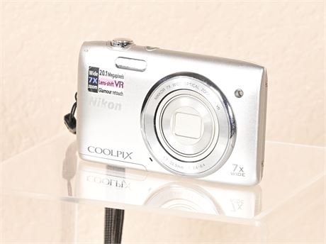 Nikon Coolpix S-3500