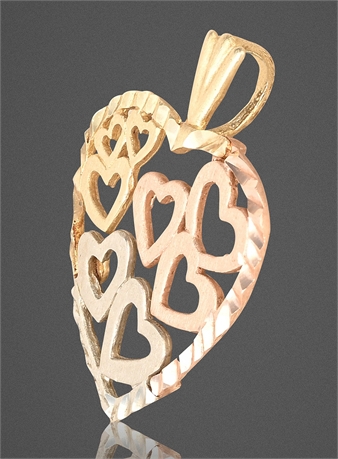 Black Hills Gold 14K Tri-Color Heart Pendant – 1.44g