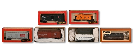 (6) TYCO HO Scale Electric Trains