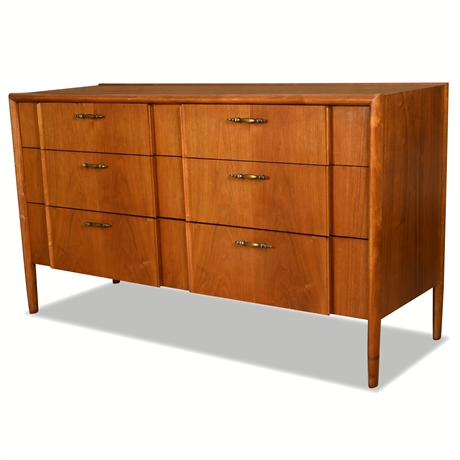 Parallel by Drexel Mid-Century Modern 9-Drawer Dresser (1961)