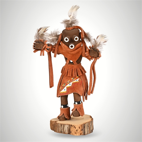 Navajo “Mudhead” Kachina by Nelson Kee – Hand-Carved, Leather & Feather Detail