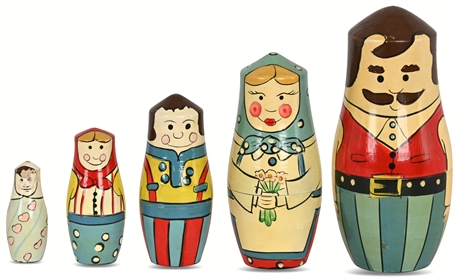 Vintage 1970s Nesting Dolls