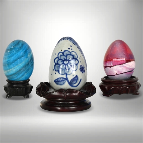 Decorative Eggs with Stands