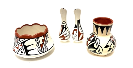 E Tafoya Pottery