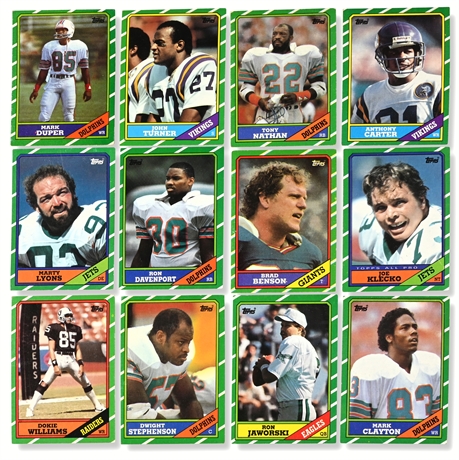 (12) 1986 Topps Football Collector's Cards