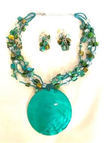 Bold Shell Necklace and Earrings Set