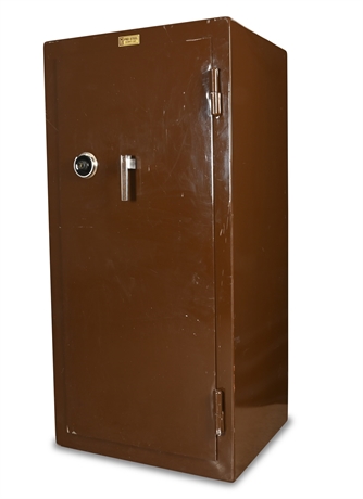 Pro-Steel Vintage Security Safe — Combo Lock, 4 Shelves, 600+ lbs