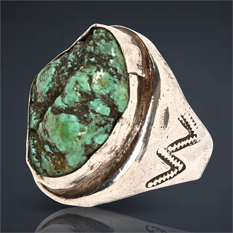 1950's Kingman Turquoise Navajo Ring, Size 12