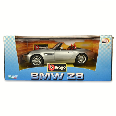 Bburago 1:18 Scale BMW Z8 Roadster – Gold Collection Die-Cast Model