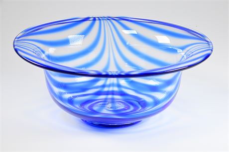 Metropolitan Museum of Art MMA Clear Glass Blue swirl Bowl