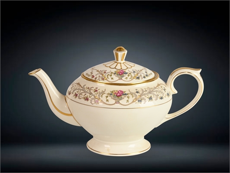 Lamberton 'Dorothea' Tea Pot