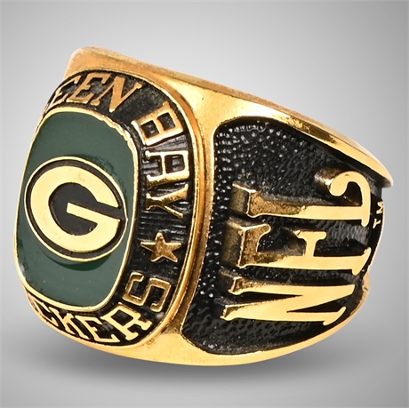 The Highland Mint "Brett Favre" Coin & Ring