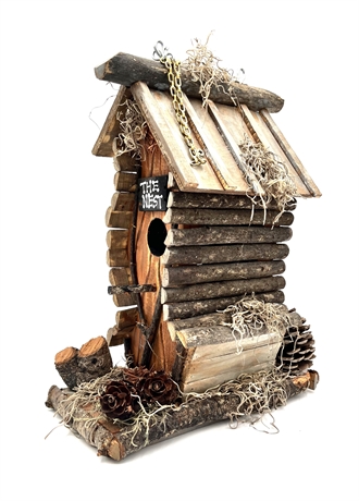 "THE NEST" BIRDHOUSE