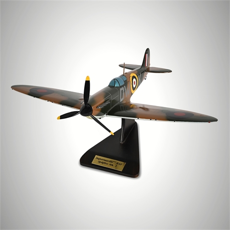 Daron Worldwide Supermarine Spitfire Mk. I Mahogany Desktop Model — RAF DW-K