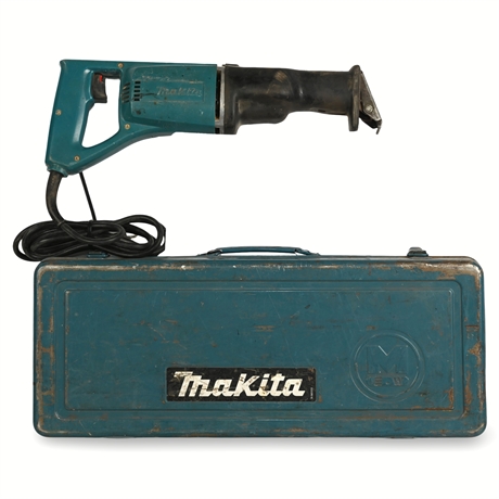 Makita Reciprocating Saw with Manual, Steel Case & Blade Set