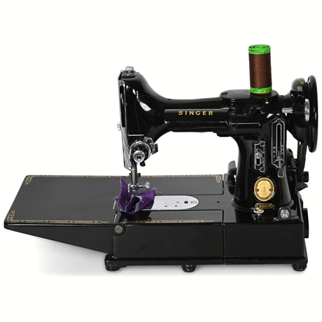 Singer 222K Featherweight Sewing Machine