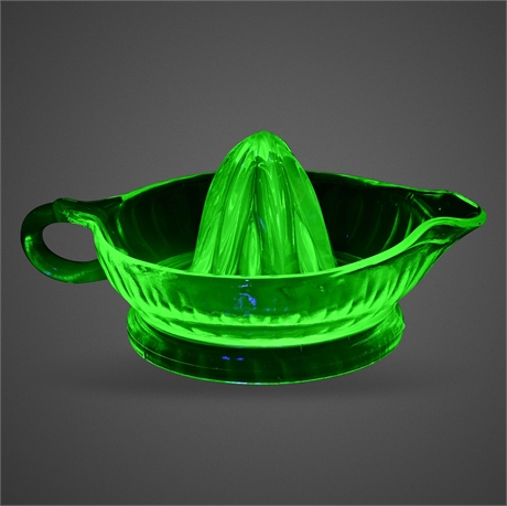 Large 1930s Uranium Glass Citrus Reamer – 8.5″ Wide