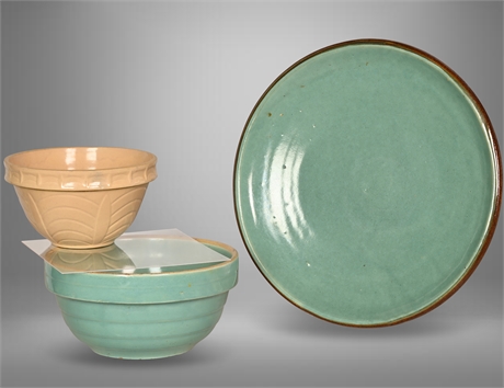 Vintage Stoneware Mixing Bowls & Tray