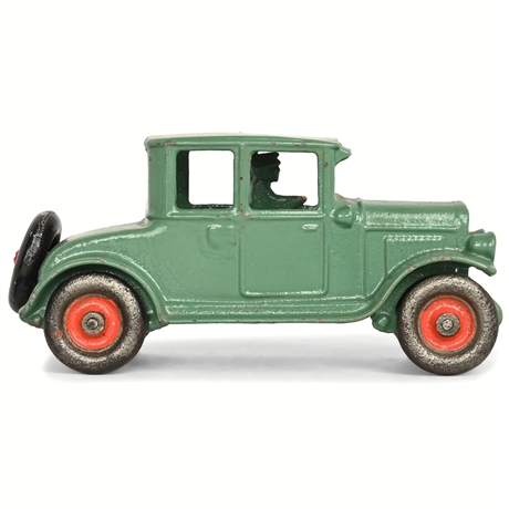 Hubley Cast Iron Sedan Car – Driver Model, 1498L/1498R, Restored