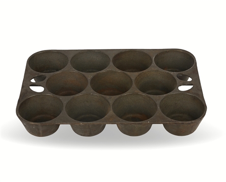 Vintage Cast Iron 11-Cup Muffin Pan – Likely Griswold, Marked “Made in USA A”