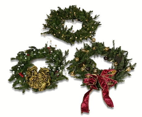 Lighted Christmas Wreaths