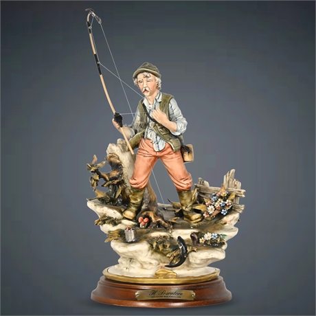 Capodimonte® 'IL Pescatore' Collezione Iride Porcellane