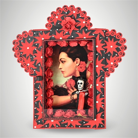 Cielito Lindo Studio, Red Roses & Remembrance Mexican Folk Art Nicho Retablo
