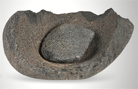 Basalt Mano and Deep-Basin Metate Grinding Stone Set, 23 lbs